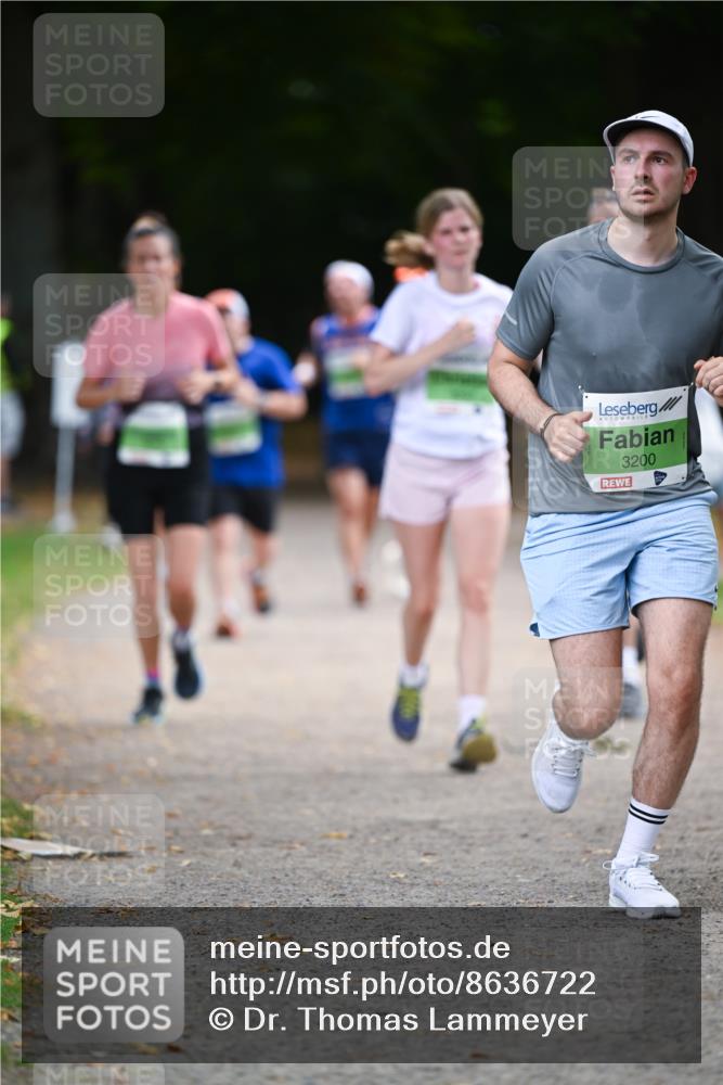 31.08.2025 - 21. Blankeneser Heldenlauf Dr. Thomas Lammeyer http://msf.ph/oto/8636722 31.08.2025 10:45:14 Laufen 3200 meine-sportfotos.de