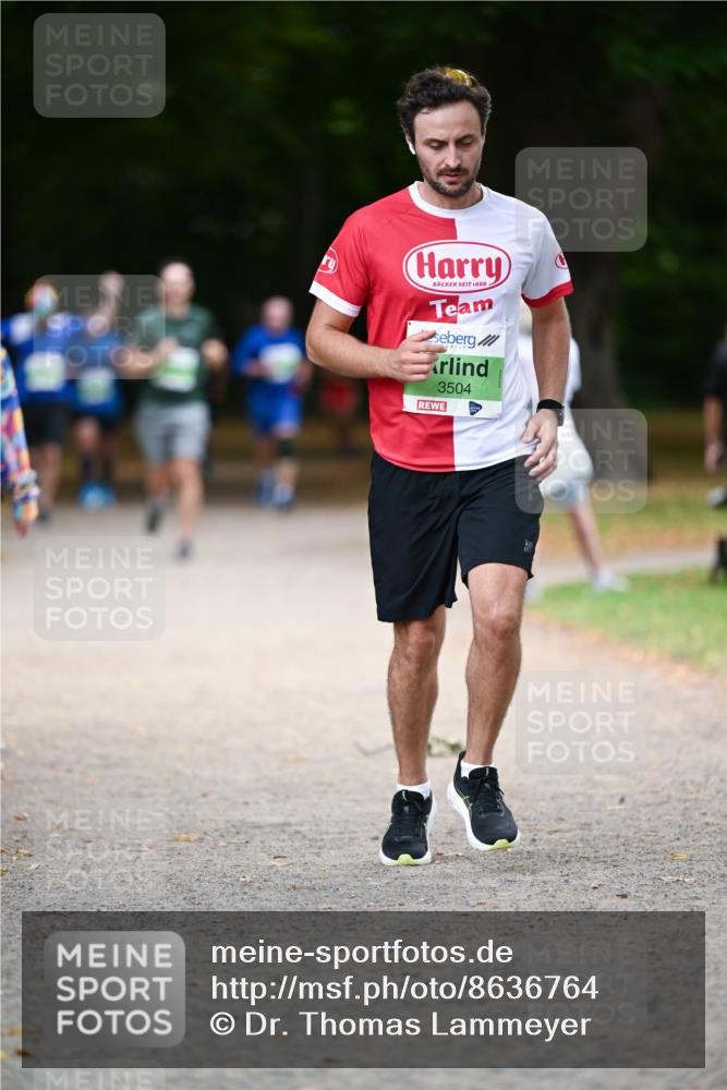 31.08.2025 - 21. Blankeneser Heldenlauf Dr. Thomas Lammeyer http://msf.ph/oto/8636764 31.08.2025 10:45:27 Laufen 1688, 3504 meine-sportfotos.de