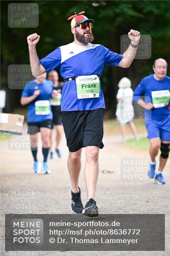 31.08.2025 - 21. Blankeneser Heldenlauf Dr. Thomas Lammeyer http://msf.ph/oto/8636772 31.08.2025 10:45:38 Laufen 3635 meine-sportfotos.de