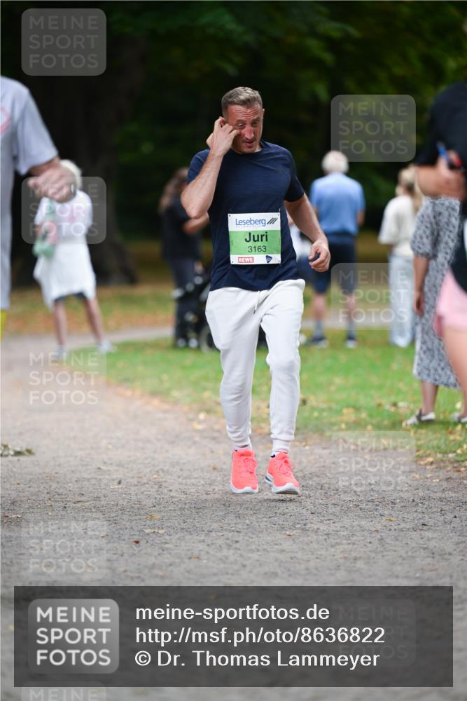 31.08.2025 - 21. Blankeneser Heldenlauf Dr. Thomas Lammeyer http://msf.ph/oto/8636822 31.08.2025 10:45:51 Laufen 3163 meine-sportfotos.de