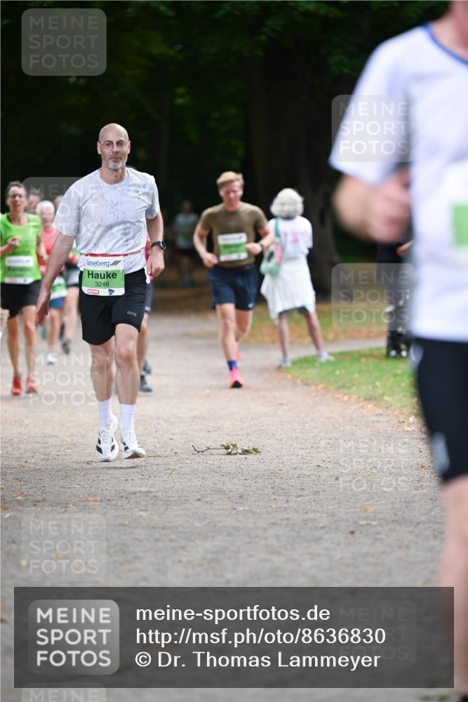 31.08.2025 - 21. Blankeneser Heldenlauf Dr. Thomas Lammeyer http://msf.ph/oto/8636830 31.08.2025 10:45:53 Laufen 3246 meine-sportfotos.de