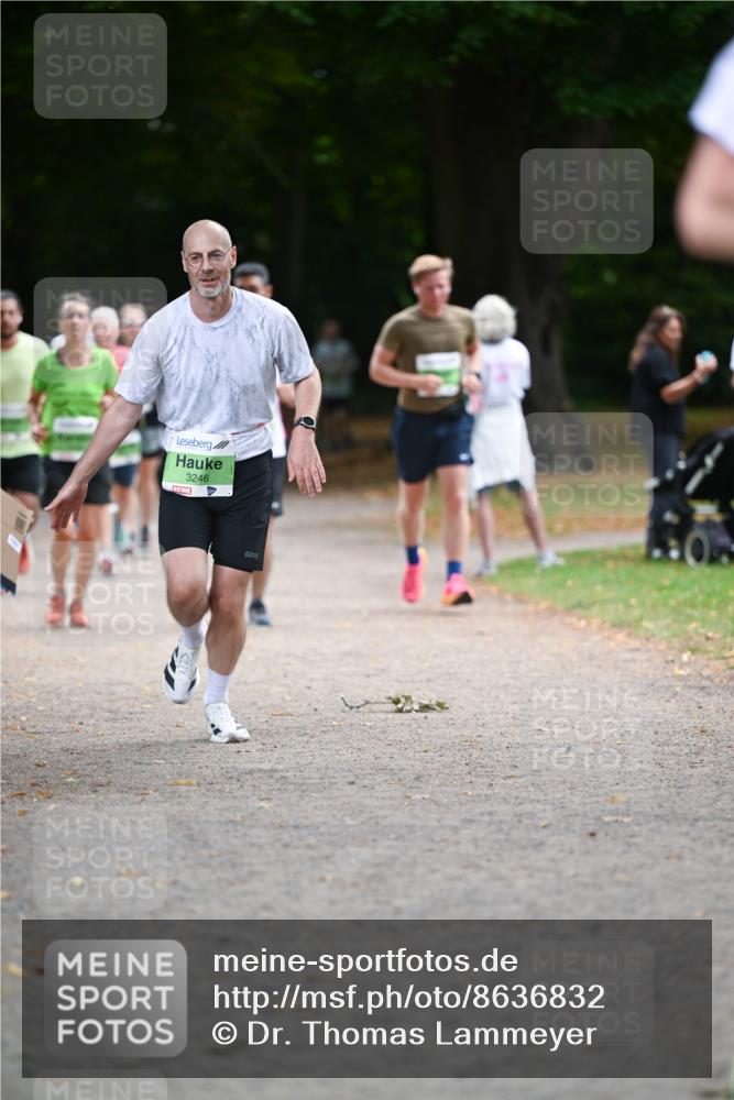 31.08.2025 - 21. Blankeneser Heldenlauf Dr. Thomas Lammeyer http://msf.ph/oto/8636832 31.08.2025 10:45:53 Laufen 3246 meine-sportfotos.de