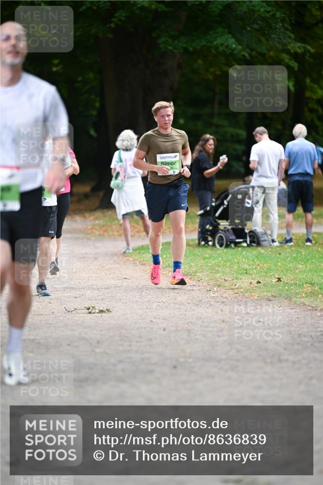 31.08.2025 - 21. Blankeneser Heldenlauf Dr. Thomas Lammeyer http://msf.ph/oto/8636839 31.08.2025 10:45:55 Laufen 75 meine-sportfotos.de
