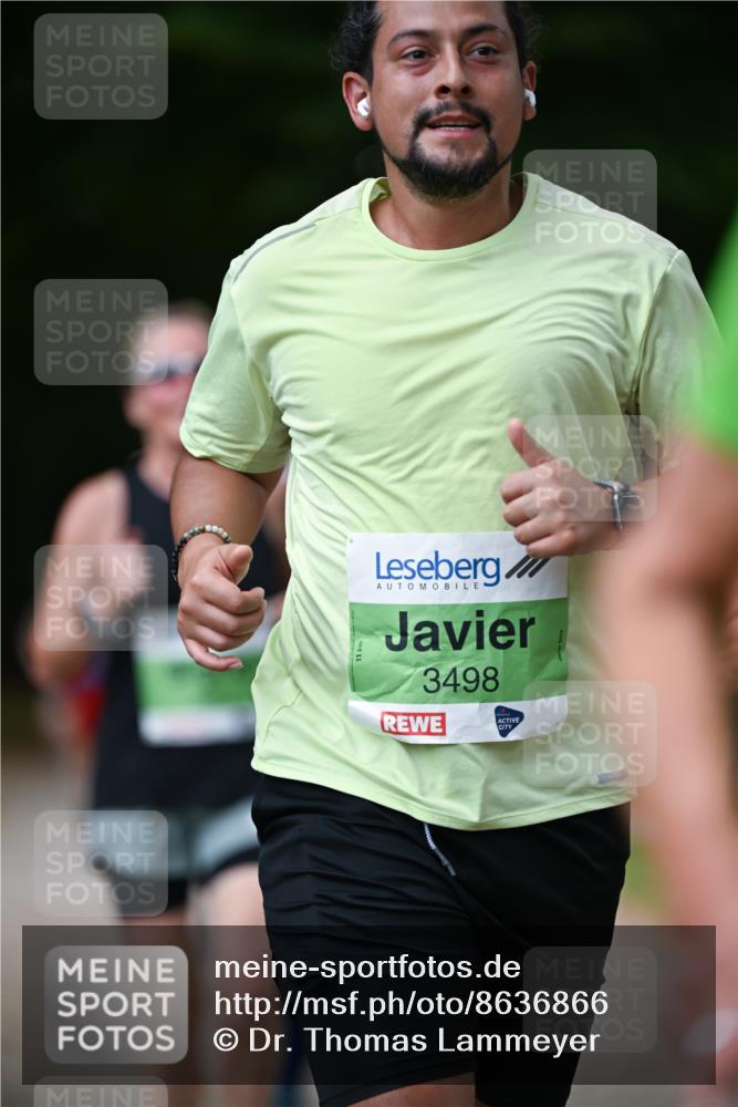 31.08.2025 - 21. Blankeneser Heldenlauf Dr. Thomas Lammeyer http://msf.ph/oto/8636866 31.08.2025 10:46:01 Laufen 3498 meine-sportfotos.de