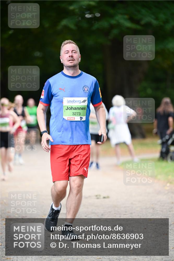 31.08.2025 - 21. Blankeneser Heldenlauf Dr. Thomas Lammeyer http://msf.ph/oto/8636903 31.08.2025 10:46:08 Laufen 3273 meine-sportfotos.de