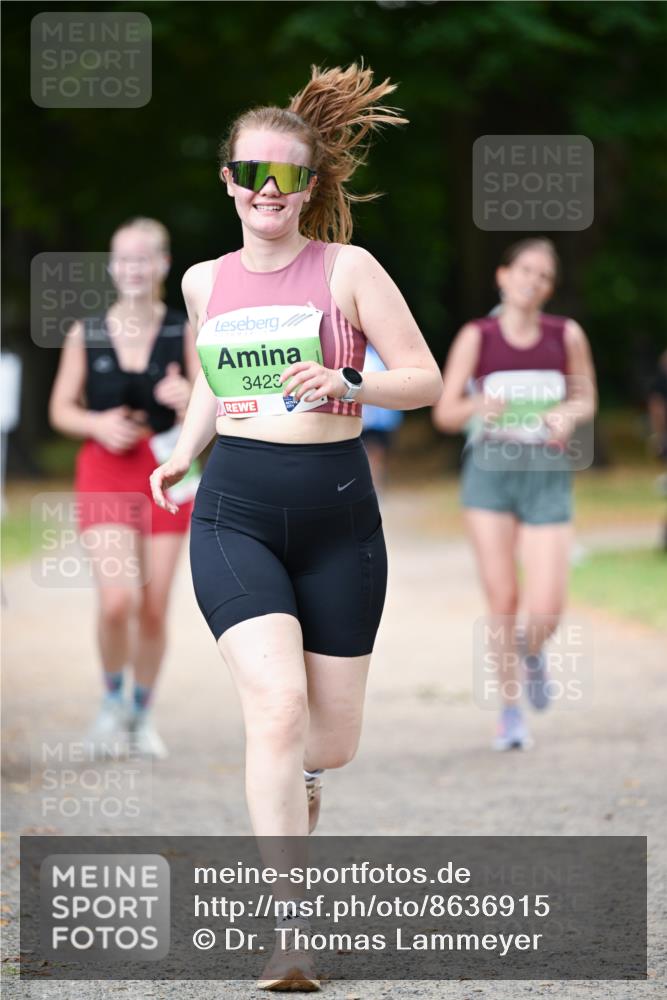 31.08.2025 - 21. Blankeneser Heldenlauf Dr. Thomas Lammeyer http://msf.ph/oto/8636915 31.08.2025 10:46:14 Laufen 3423 meine-sportfotos.de