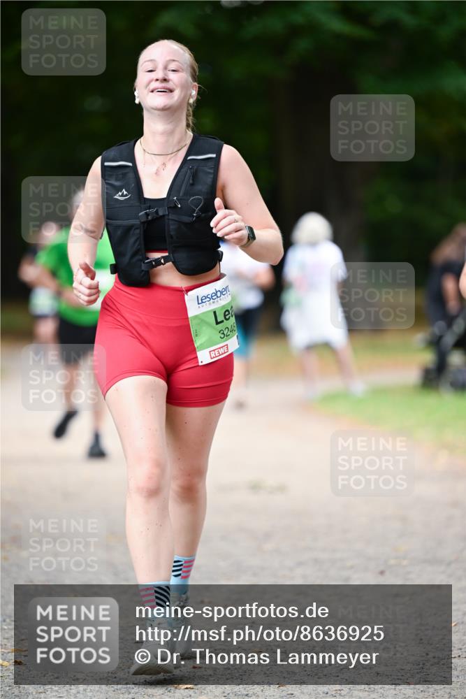 31.08.2025 - 21. Blankeneser Heldenlauf Dr. Thomas Lammeyer http://msf.ph/oto/8636925 31.08.2025 10:46:16 Laufen 3248 meine-sportfotos.de