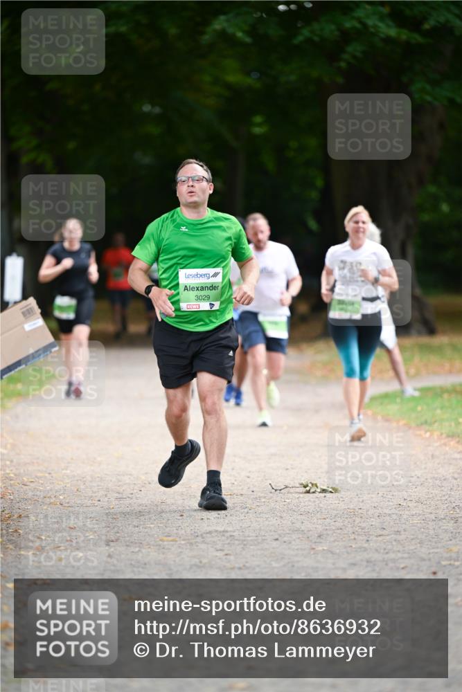 31.08.2025 - 21. Blankeneser Heldenlauf Dr. Thomas Lammeyer http://msf.ph/oto/8636932 31.08.2025 10:46:18 Laufen 3029 meine-sportfotos.de