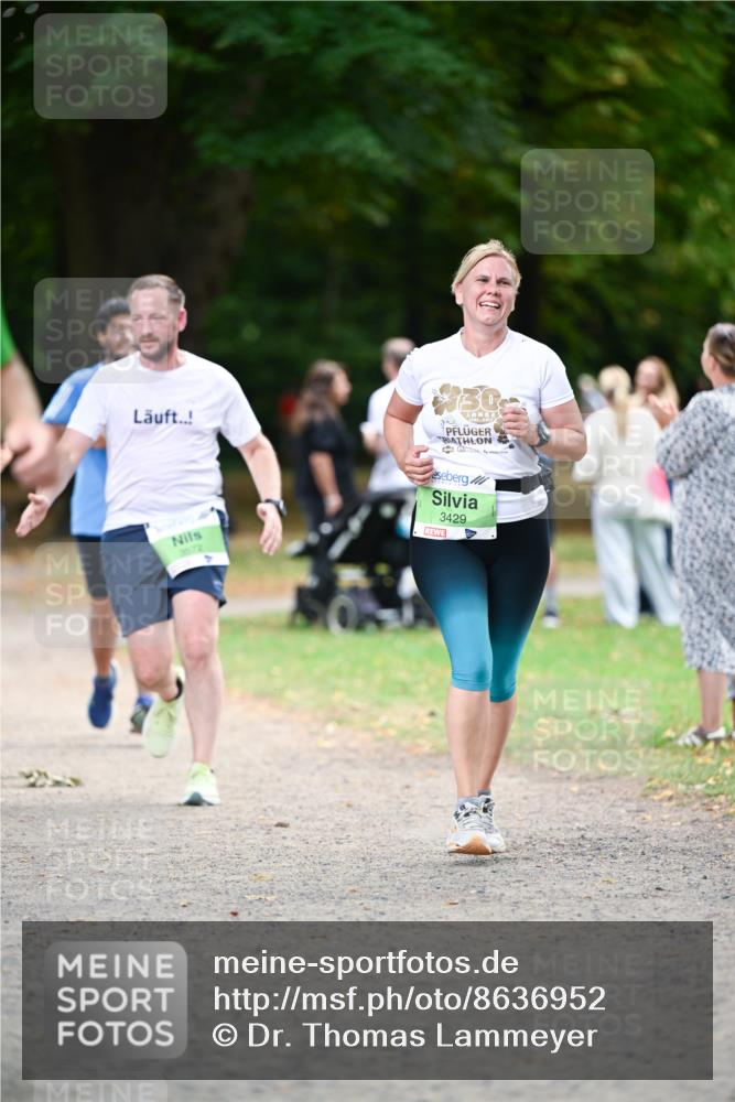 31.08.2025 - 21. Blankeneser Heldenlauf Dr. Thomas Lammeyer http://msf.ph/oto/8636952 31.08.2025 10:46:22 Laufen 3572, 30, 3429, 4 meine-sportfotos.de