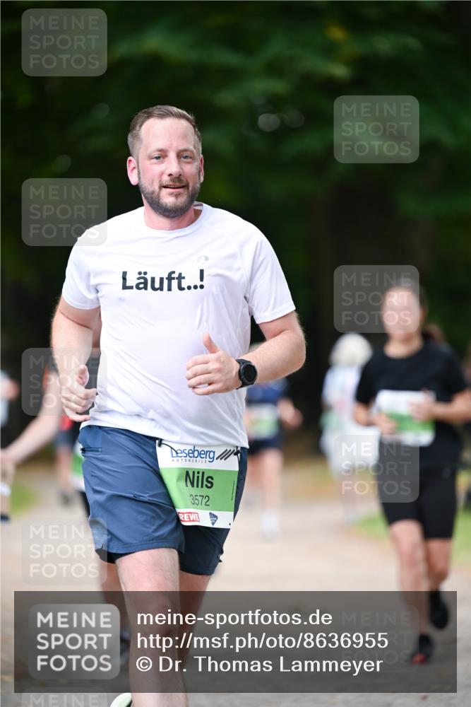 31.08.2025 - 21. Blankeneser Heldenlauf Dr. Thomas Lammeyer http://msf.ph/oto/8636955 31.08.2025 10:46:25 Laufen 3572 meine-sportfotos.de