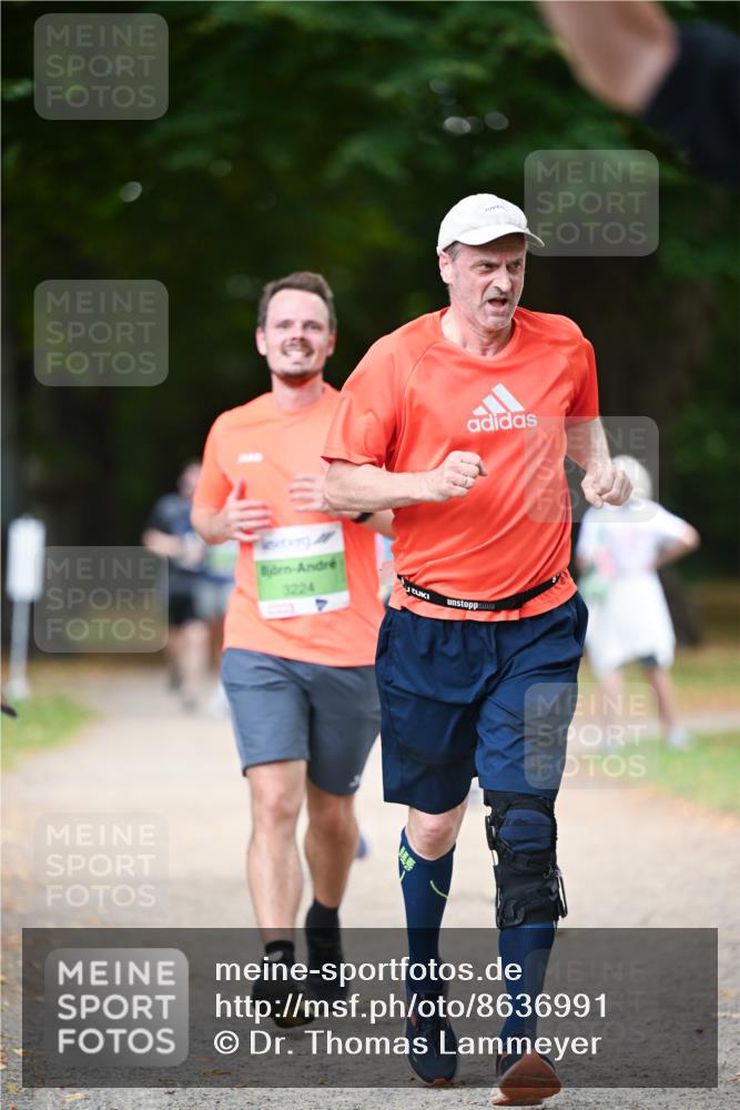 31.08.2025 - 21. Blankeneser Heldenlauf Dr. Thomas Lammeyer http://msf.ph/oto/8636991 31.08.2025 10:46:34 Laufen 3224 meine-sportfotos.de