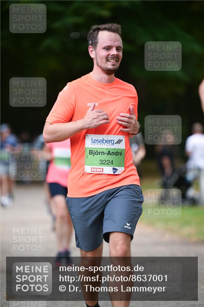 31.08.2025 - 21. Blankeneser Heldenlauf Dr. Thomas Lammeyer http://msf.ph/oto/8637001 31.08.2025 10:46:36 Laufen 3224 meine-sportfotos.de