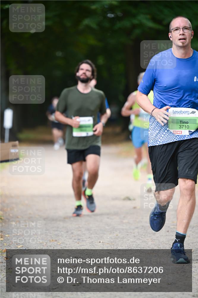 31.08.2025 - 21. Blankeneser Heldenlauf Dr. Thomas Lammeyer http://msf.ph/oto/8637206 31.08.2025 10:47:21 Laufen 3710 meine-sportfotos.de