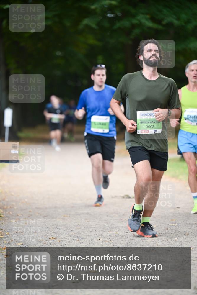 31.08.2025 - 21. Blankeneser Heldenlauf Dr. Thomas Lammeyer http://msf.ph/oto/8637210 31.08.2025 10:47:22 Laufen 3693 meine-sportfotos.de