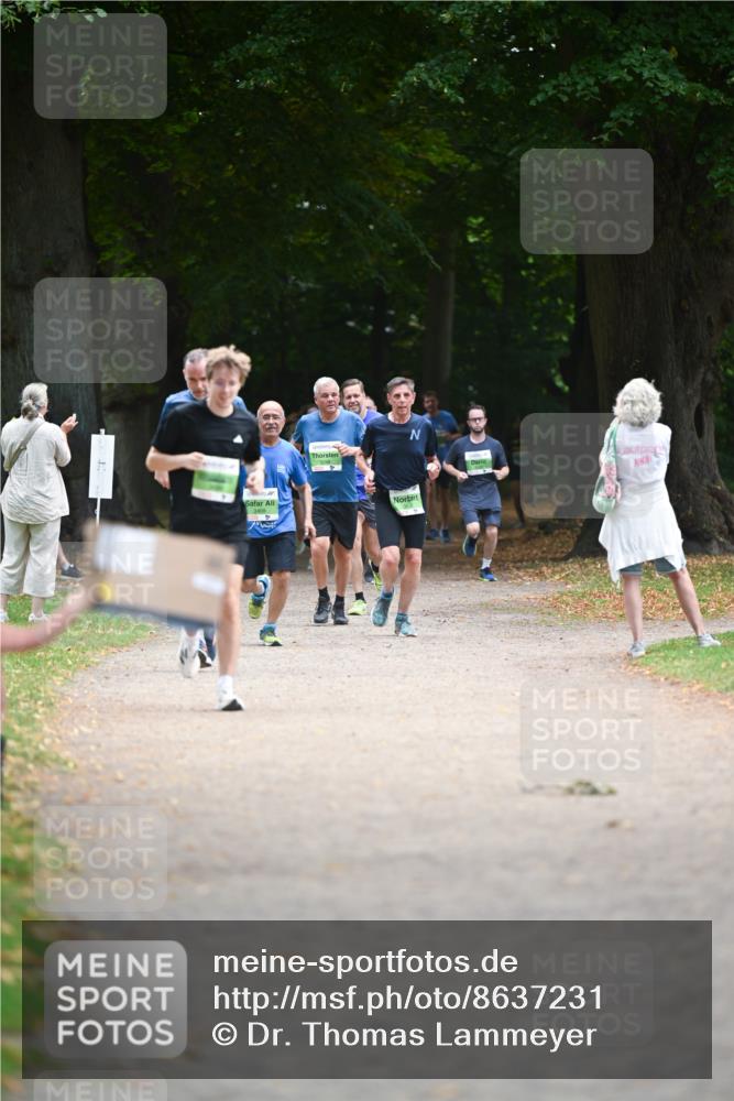 31.08.2025 - 21. Blankeneser Heldenlauf Dr. Thomas Lammeyer http://msf.ph/oto/8637231 31.08.2025 10:47:27 Laufen 3408 meine-sportfotos.de