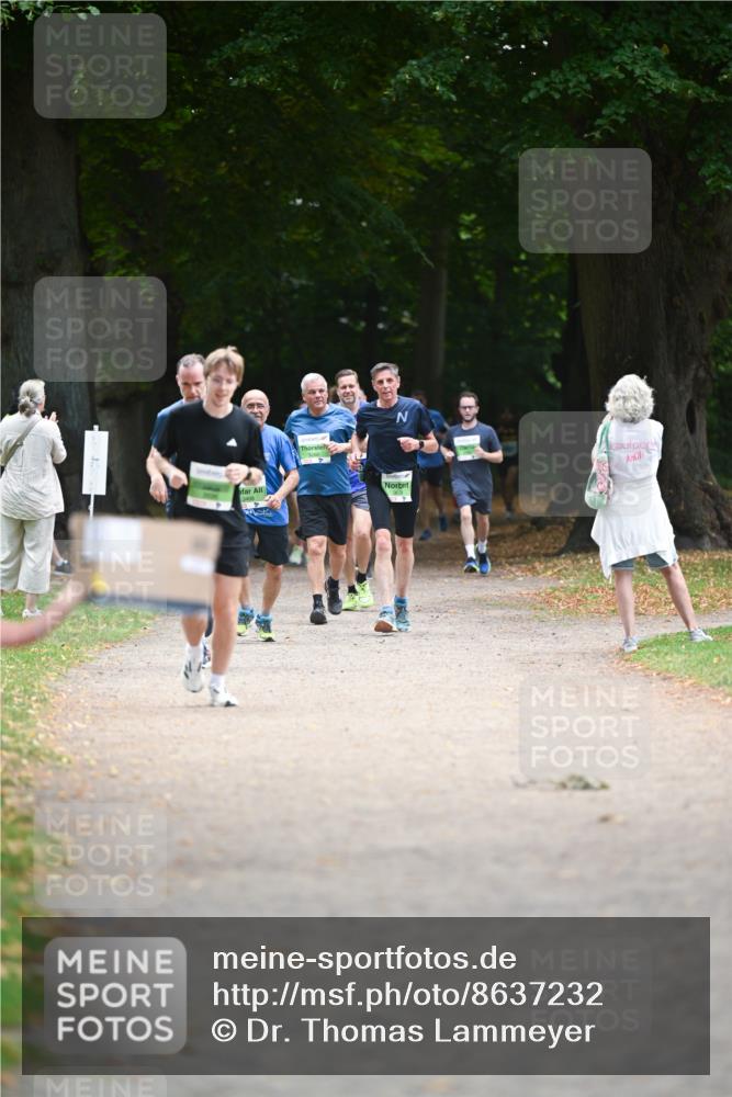 31.08.2025 - 21. Blankeneser Heldenlauf Dr. Thomas Lammeyer http://msf.ph/oto/8637232 31.08.2025 10:47:27 Laufen 3408 meine-sportfotos.de