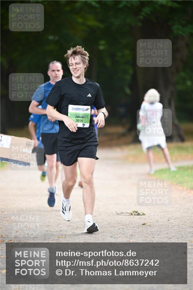 31.08.2025 - 21. Blankeneser Heldenlauf Dr. Thomas Lammeyer http://msf.ph/oto/8637242 31.08.2025 10:47:31 Laufen 3696 meine-sportfotos.de