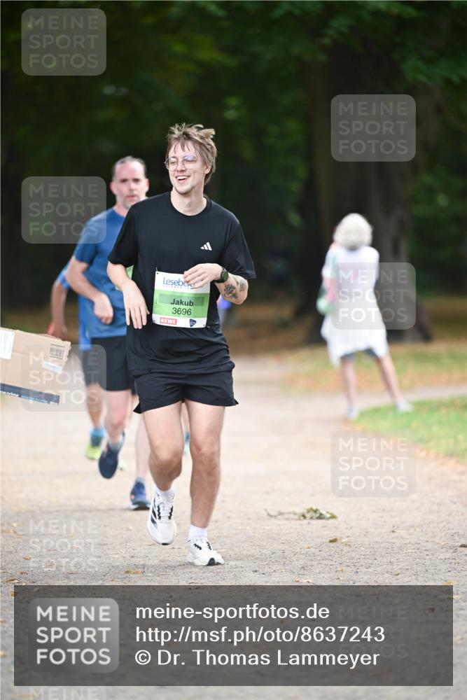 31.08.2025 - 21. Blankeneser Heldenlauf Dr. Thomas Lammeyer http://msf.ph/oto/8637243 31.08.2025 10:47:31 Laufen 3696 meine-sportfotos.de