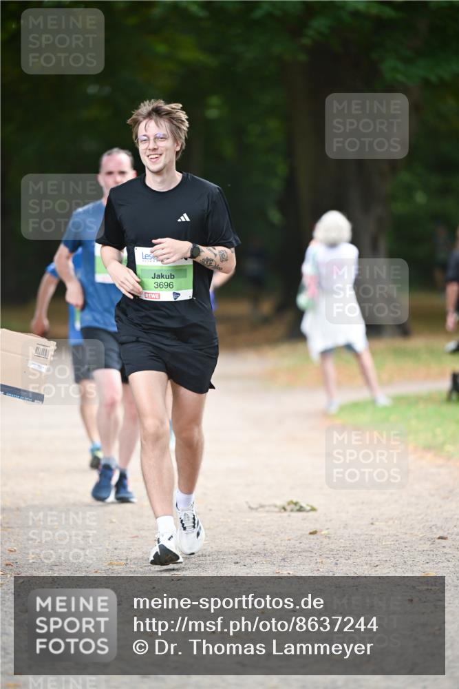 31.08.2025 - 21. Blankeneser Heldenlauf Dr. Thomas Lammeyer http://msf.ph/oto/8637244 31.08.2025 10:47:31 Laufen 3696 meine-sportfotos.de