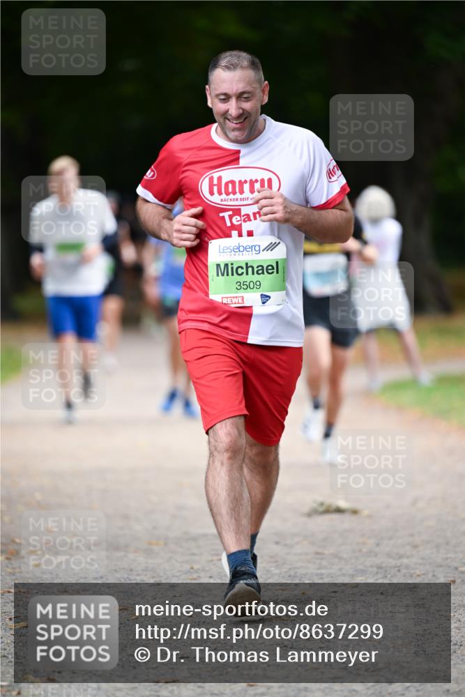 31.08.2025 - 21. Blankeneser Heldenlauf Dr. Thomas Lammeyer http://msf.ph/oto/8637299 31.08.2025 10:47:40 Laufen 1, 3509 meine-sportfotos.de