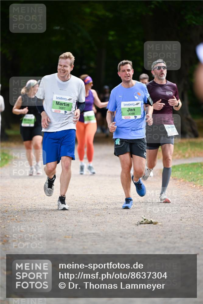 31.08.2025 - 21. Blankeneser Heldenlauf Dr. Thomas Lammeyer http://msf.ph/oto/8637304 31.08.2025 10:47:43 Laufen 3097, 3098, 4251 meine-sportfotos.de
