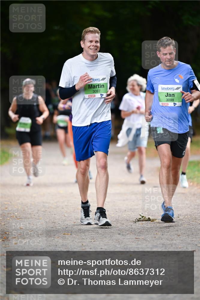31.08.2025 - 21. Blankeneser Heldenlauf Dr. Thomas Lammeyer http://msf.ph/oto/8637312 31.08.2025 10:47:44 Laufen 3097, 3098 meine-sportfotos.de