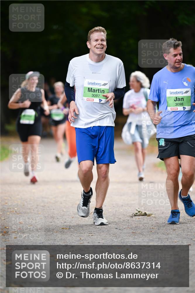 31.08.2025 - 21. Blankeneser Heldenlauf Dr. Thomas Lammeyer http://msf.ph/oto/8637314 31.08.2025 10:47:45 Laufen 3097, 3098 meine-sportfotos.de