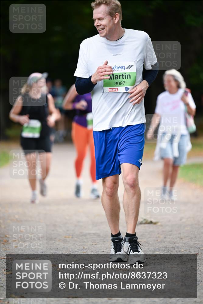 31.08.2025 - 21. Blankeneser Heldenlauf Dr. Thomas Lammeyer http://msf.ph/oto/8637323 31.08.2025 10:47:46 Laufen 3097 meine-sportfotos.de