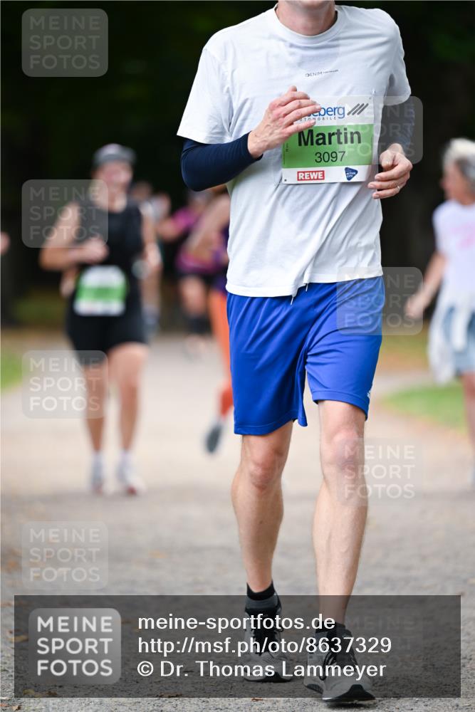 31.08.2025 - 21. Blankeneser Heldenlauf Dr. Thomas Lammeyer http://msf.ph/oto/8637329 31.08.2025 10:47:47 Laufen 3097 meine-sportfotos.de