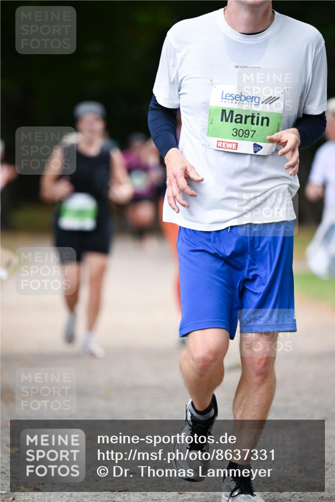 31.08.2025 - 21. Blankeneser Heldenlauf Dr. Thomas Lammeyer http://msf.ph/oto/8637331 31.08.2025 10:47:47 Laufen 3097 meine-sportfotos.de