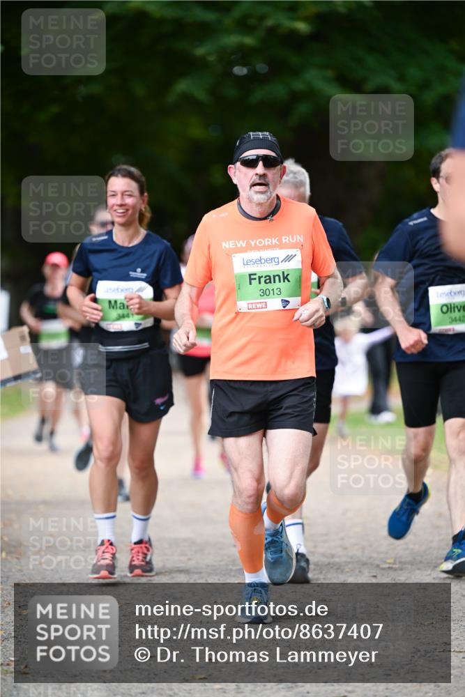 31.08.2025 - 21. Blankeneser Heldenlauf Dr. Thomas Lammeyer http://msf.ph/oto/8637407 31.08.2025 10:48:07 Laufen 3441, 3013, 3442 meine-sportfotos.de