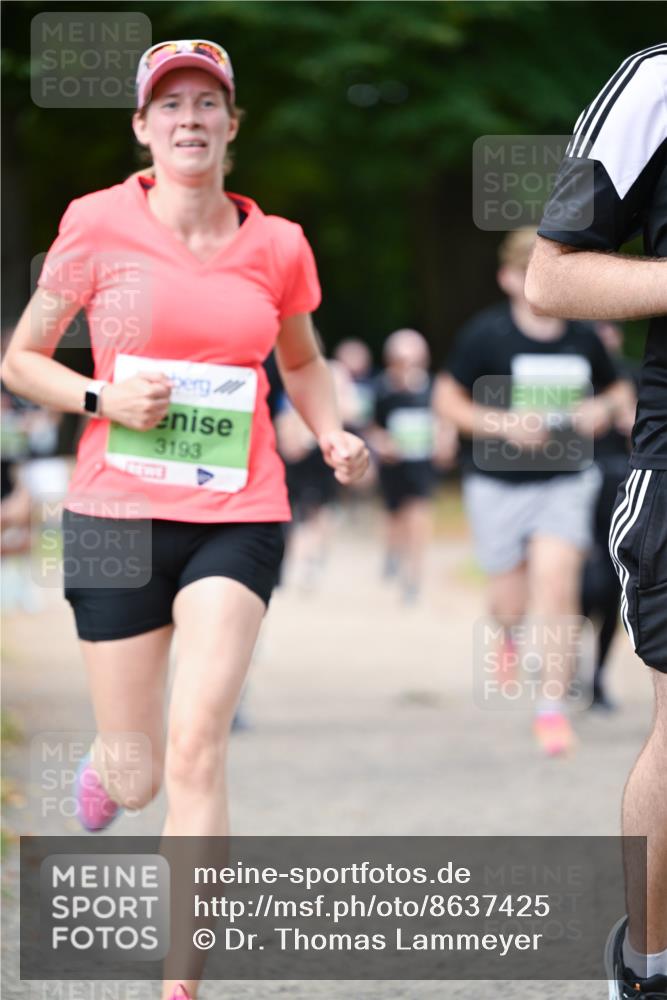 31.08.2025 - 21. Blankeneser Heldenlauf Dr. Thomas Lammeyer http://msf.ph/oto/8637425 31.08.2025 10:48:11 Laufen 3193 meine-sportfotos.de