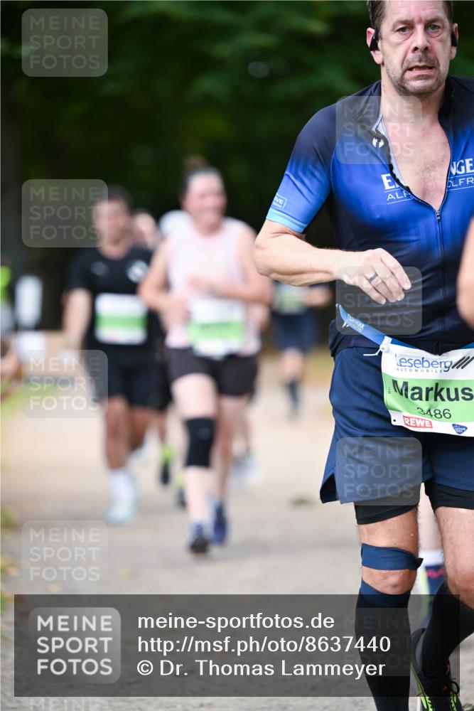 31.08.2025 - 21. Blankeneser Heldenlauf Dr. Thomas Lammeyer http://msf.ph/oto/8637440 31.08.2025 10:48:15 Laufen 3486 meine-sportfotos.de