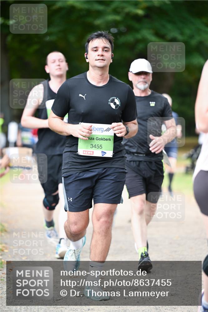 31.08.2025 - 21. Blankeneser Heldenlauf Dr. Thomas Lammeyer http://msf.ph/oto/8637455 31.08.2025 10:48:18 Laufen 3, 3455 meine-sportfotos.de