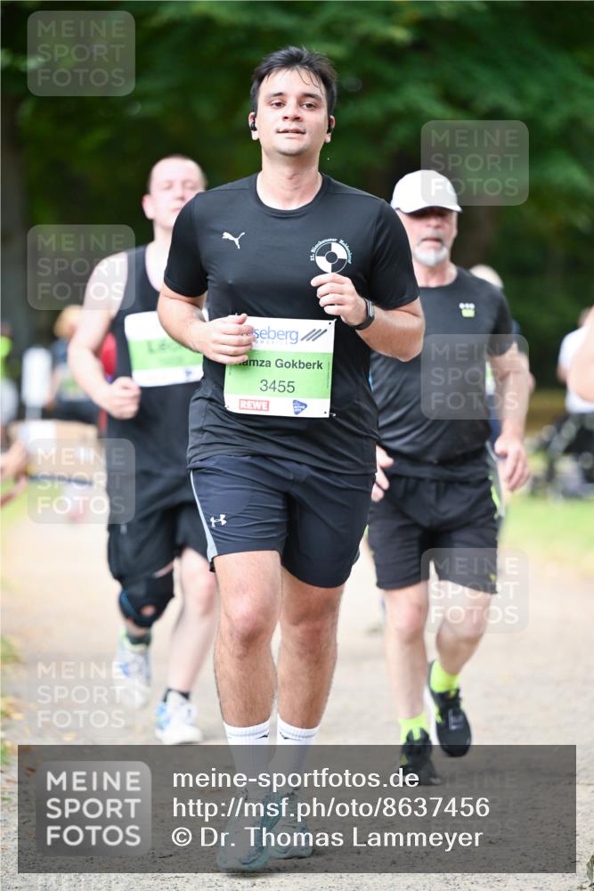 31.08.2025 - 21. Blankeneser Heldenlauf Dr. Thomas Lammeyer http://msf.ph/oto/8637456 31.08.2025 10:48:18 Laufen 3455 meine-sportfotos.de