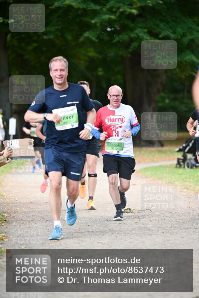 31.08.2025 - 21. Blankeneser Heldenlauf Dr. Thomas Lammeyer http://msf.ph/oto/8637473 31.08.2025 10:48:21 Laufen 3477, 688, 3513 meine-sportfotos.de