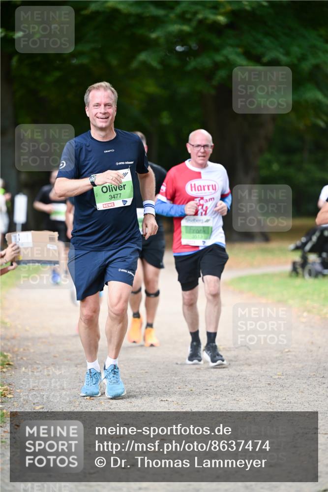 31.08.2025 - 21. Blankeneser Heldenlauf Dr. Thomas Lammeyer http://msf.ph/oto/8637474 31.08.2025 10:48:21 Laufen 3477, 3613 meine-sportfotos.de