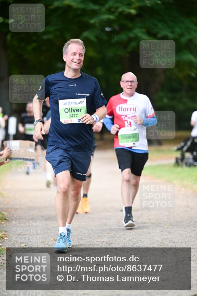 31.08.2025 - 21. Blankeneser Heldenlauf Dr. Thomas Lammeyer http://msf.ph/oto/8637477 31.08.2025 10:48:22 Laufen 3477, 3613 meine-sportfotos.de