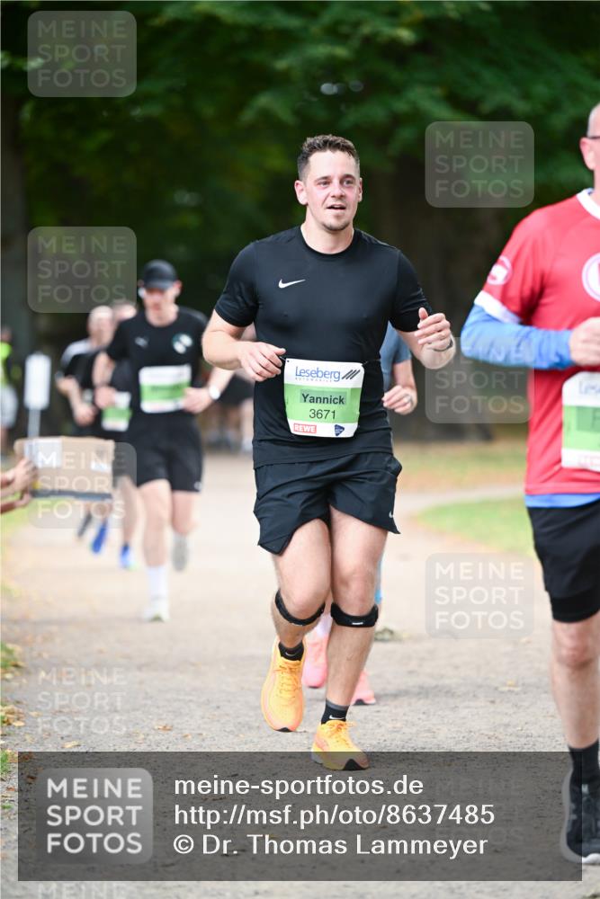 31.08.2025 - 21. Blankeneser Heldenlauf Dr. Thomas Lammeyer http://msf.ph/oto/8637485 31.08.2025 10:48:24 Laufen 3671 meine-sportfotos.de