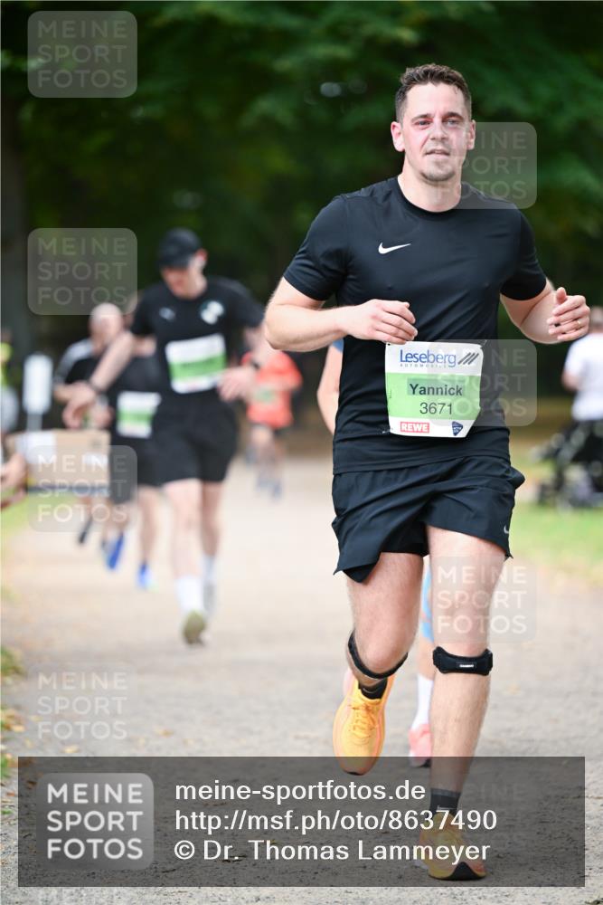 31.08.2025 - 21. Blankeneser Heldenlauf Dr. Thomas Lammeyer http://msf.ph/oto/8637490 31.08.2025 10:48:24 Laufen 3671 meine-sportfotos.de