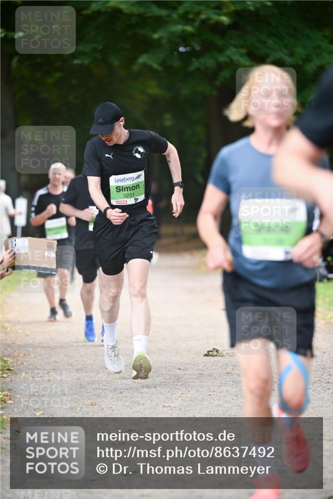 31.08.2025 - 21. Blankeneser Heldenlauf Dr. Thomas Lammeyer http://msf.ph/oto/8637492 31.08.2025 10:48:25 Laufen 3231 meine-sportfotos.de