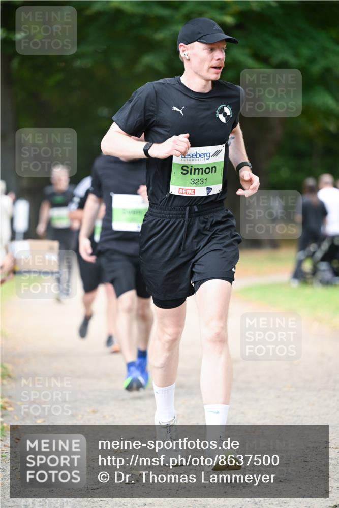 31.08.2025 - 21. Blankeneser Heldenlauf Dr. Thomas Lammeyer http://msf.ph/oto/8637500 31.08.2025 10:48:27 Laufen 3231 meine-sportfotos.de