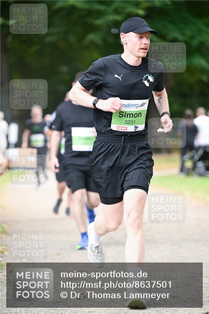 31.08.2025 - 21. Blankeneser Heldenlauf Dr. Thomas Lammeyer http://msf.ph/oto/8637501 31.08.2025 10:48:27 Laufen 3231 meine-sportfotos.de