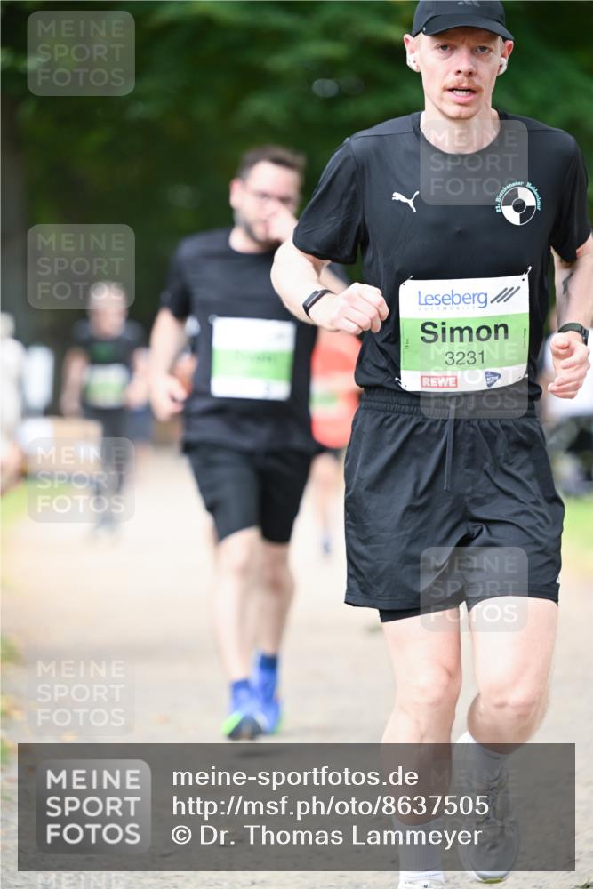 31.08.2025 - 21. Blankeneser Heldenlauf Dr. Thomas Lammeyer http://msf.ph/oto/8637505 31.08.2025 10:48:28 Laufen 3231 meine-sportfotos.de