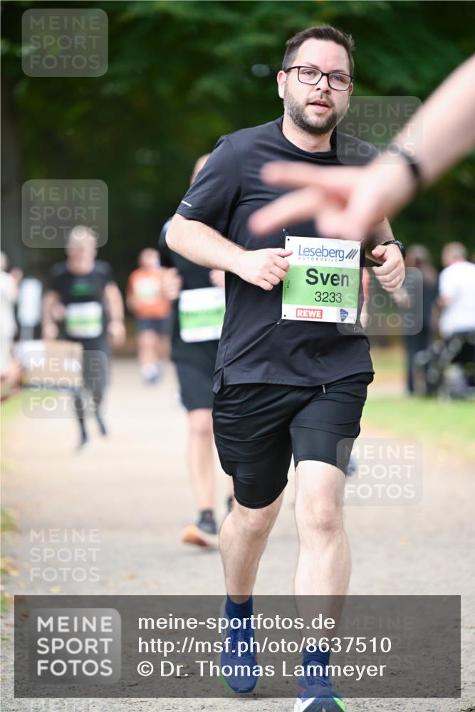 31.08.2025 - 21. Blankeneser Heldenlauf Dr. Thomas Lammeyer http://msf.ph/oto/8637510 31.08.2025 10:48:29 Laufen 3233 meine-sportfotos.de