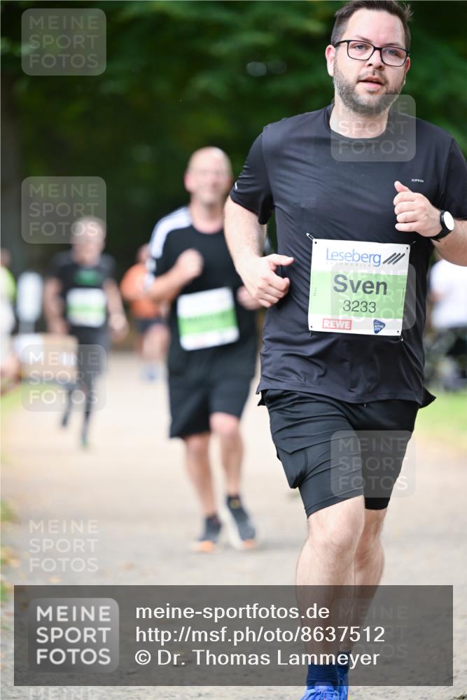 31.08.2025 - 21. Blankeneser Heldenlauf Dr. Thomas Lammeyer http://msf.ph/oto/8637512 31.08.2025 10:48:29 Laufen 3233 meine-sportfotos.de