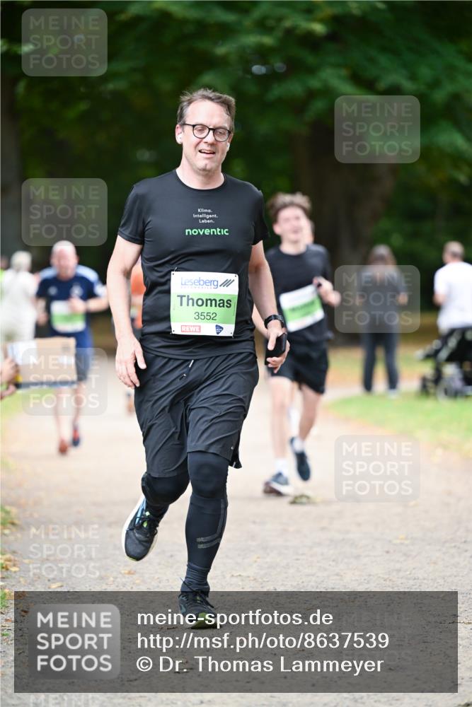 31.08.2025 - 21. Blankeneser Heldenlauf Dr. Thomas Lammeyer http://msf.ph/oto/8637539 31.08.2025 10:48:33 Laufen 3552 meine-sportfotos.de