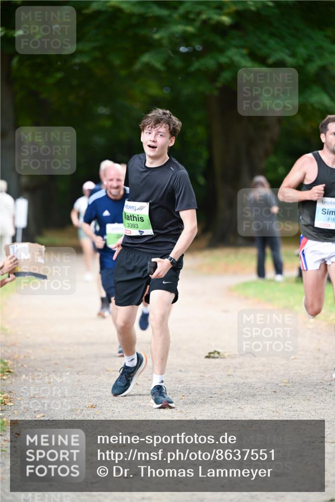 31.08.2025 - 21. Blankeneser Heldenlauf Dr. Thomas Lammeyer http://msf.ph/oto/8637551 31.08.2025 10:48:36 Laufen 416, 3393 meine-sportfotos.de