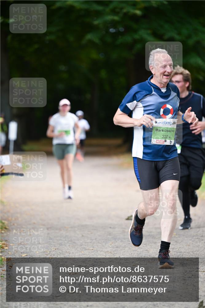 31.08.2025 - 21. Blankeneser Heldenlauf Dr. Thomas Lammeyer http://msf.ph/oto/8637575 31.08.2025 10:48:41 Laufen 3324 meine-sportfotos.de