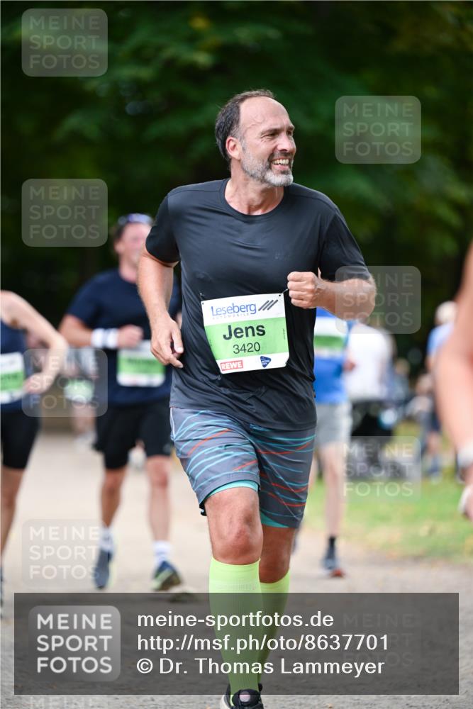 31.08.2025 - 21. Blankeneser Heldenlauf Dr. Thomas Lammeyer http://msf.ph/oto/8637701 31.08.2025 10:49:18 Laufen 3420 meine-sportfotos.de